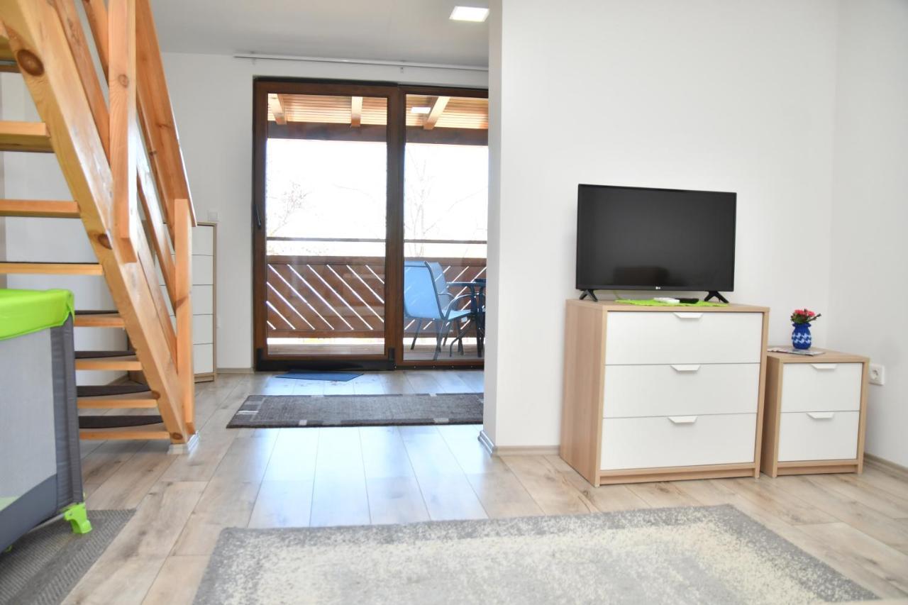 Foeveny Apartmanok Балатонфюзфе Екстер'єр фото