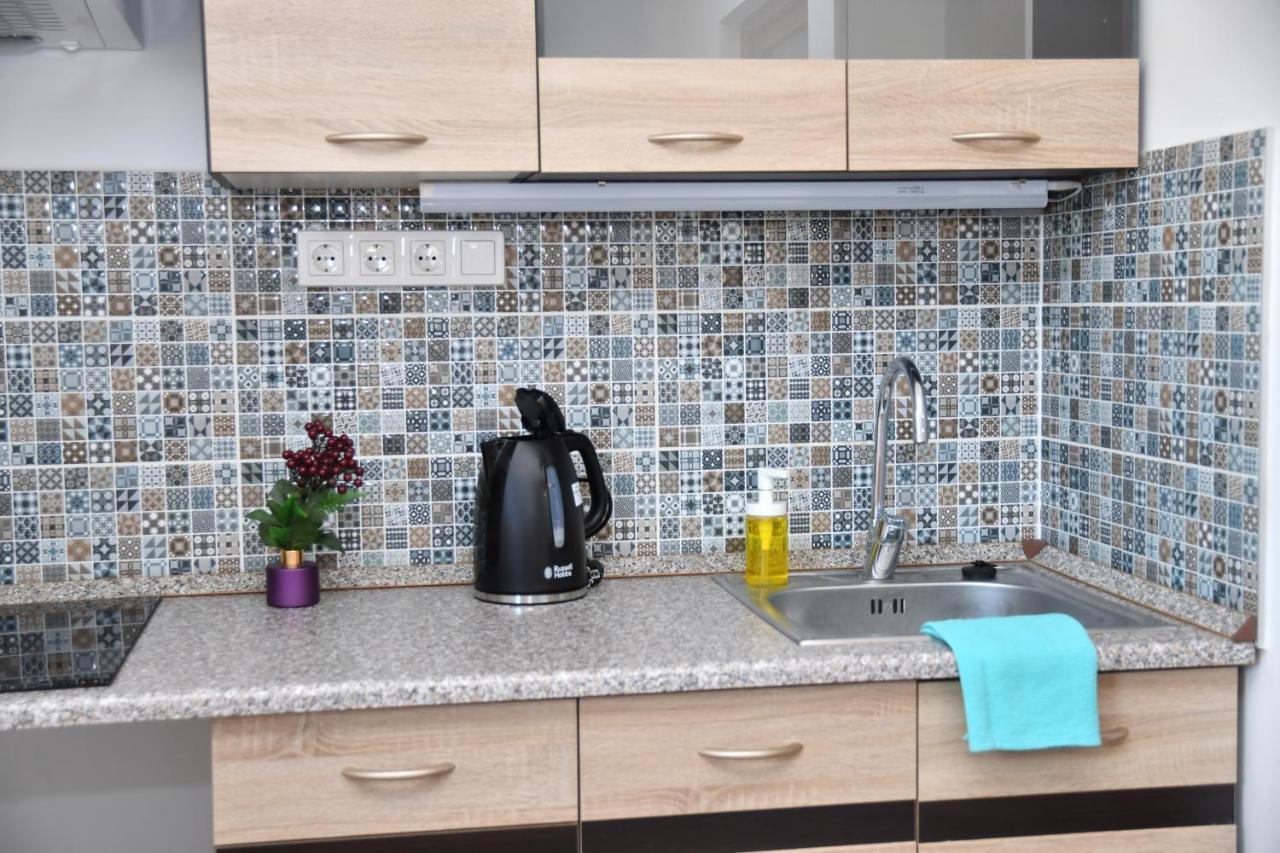 Foeveny Apartmanok Балатонфюзфе Екстер'єр фото