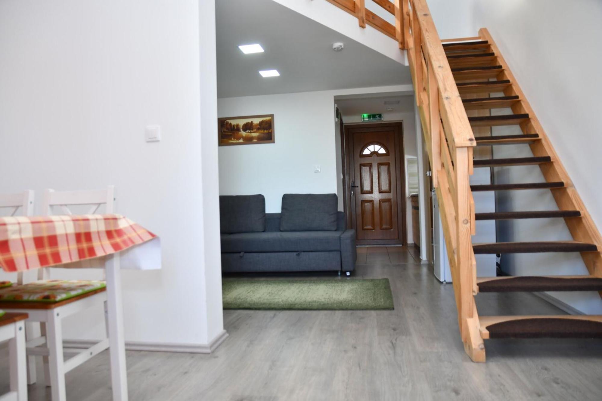 Foeveny Apartmanok Балатонфюзфе Екстер'єр фото