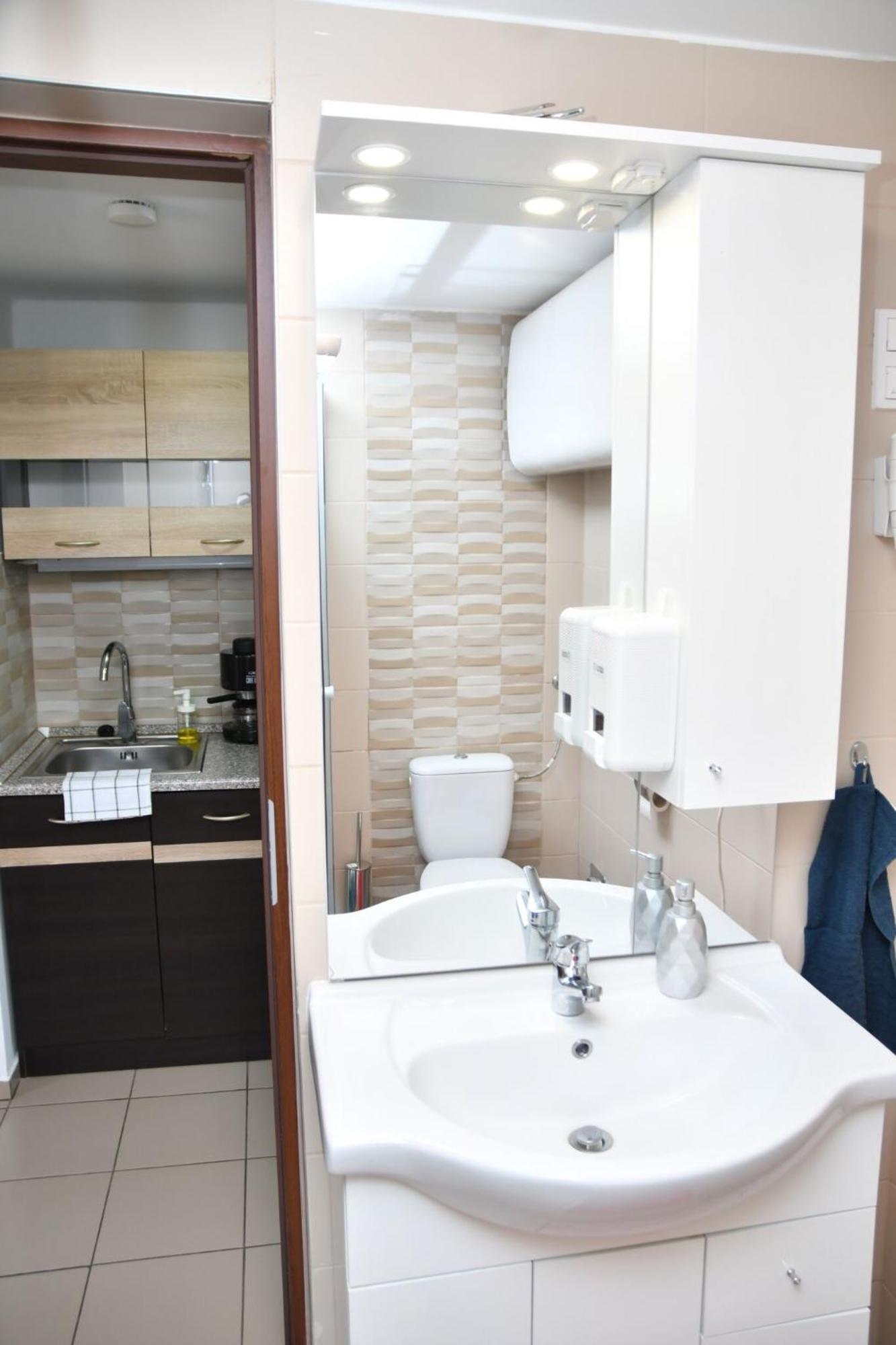 Foeveny Apartmanok Балатонфюзфе Екстер'єр фото