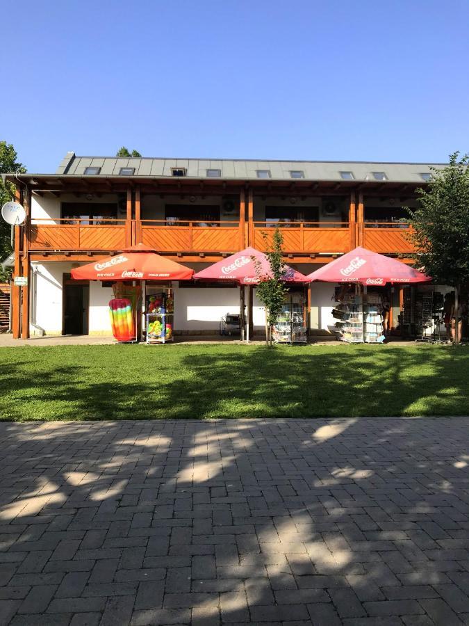 Foeveny Apartmanok Балатонфюзфе Екстер'єр фото
